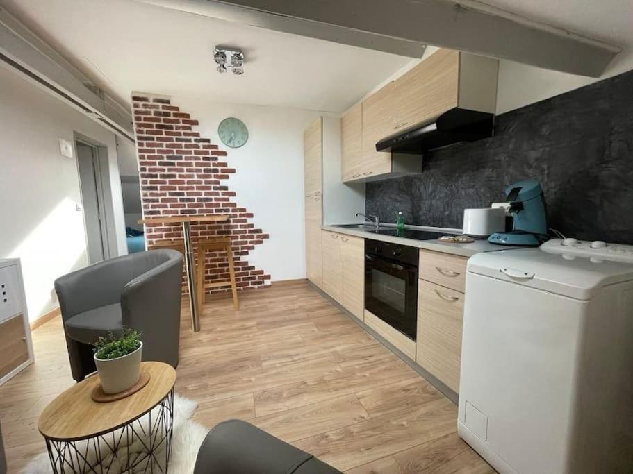 Edouard 2. Logement Complet. Шарлевиль-Мезьер Экстерьер фото