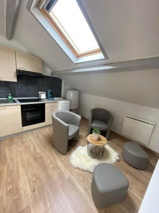 Edouard 2. Logement Complet. Шарлевиль-Мезьер Экстерьер фото